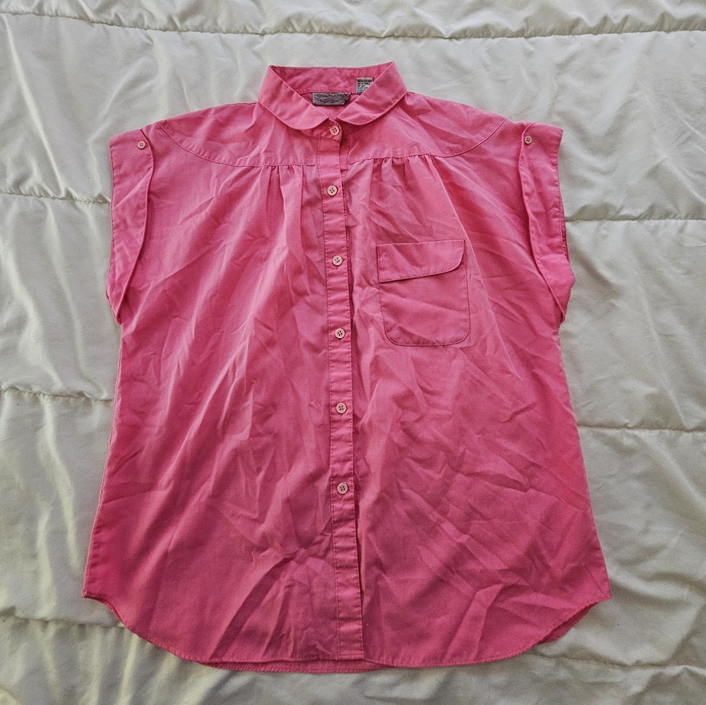 Bubblegum pink vintage Peter pan collar button up blouse